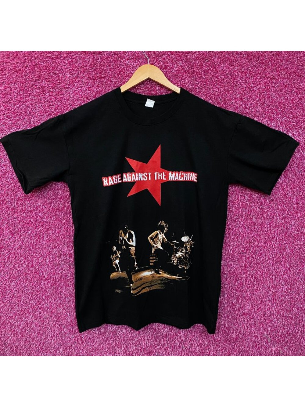 Rage Against The Machine "Battle Star" Graphic T-Shirt XL